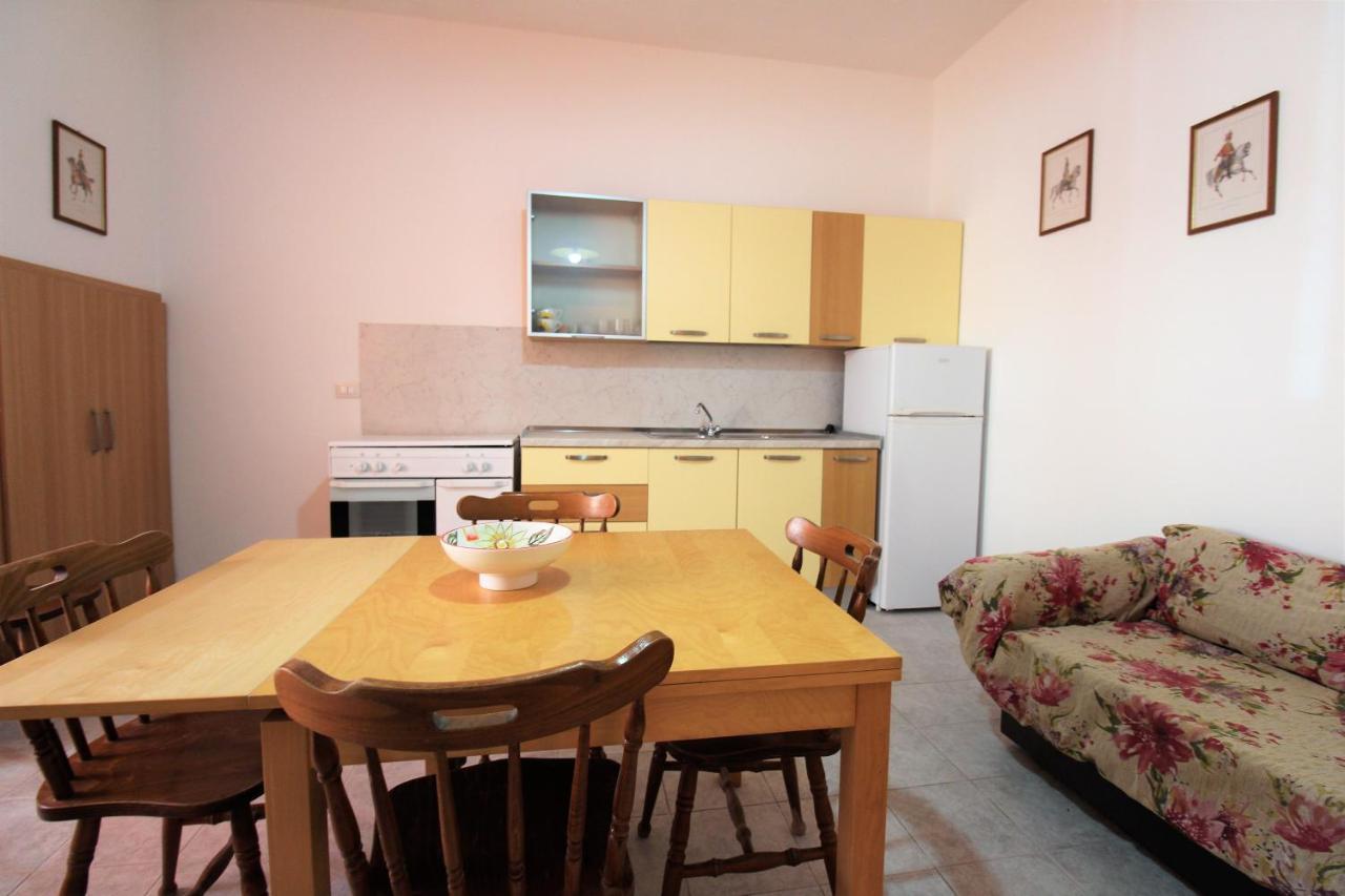 Trilocale Arancione Climatizzato Con Terrazza Panoramica Daire Torre San Giovanni Ugento Dış mekan fotoğraf